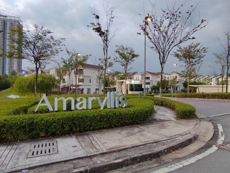 Terrace House For Sale at Tamansari