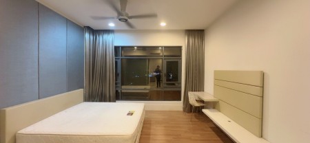 Condo For Rent at Eve Suite