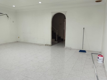 Terrace House For Rent at Taman Sentosa