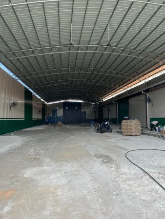 Detached Warehouse for Sale