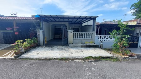 Terrace House For Sale at Taman Koperasi LLN