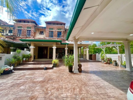 Terrace House For Sale at Bandar Nusaputra