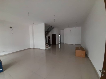 Terrace House For Rent at Setia Safiro