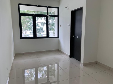 Terrace House For Sale at Stramax Residences