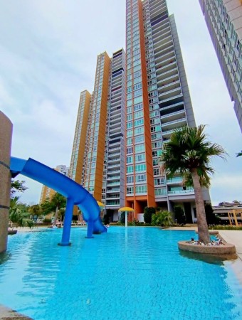 Condo For Sale at Central Park