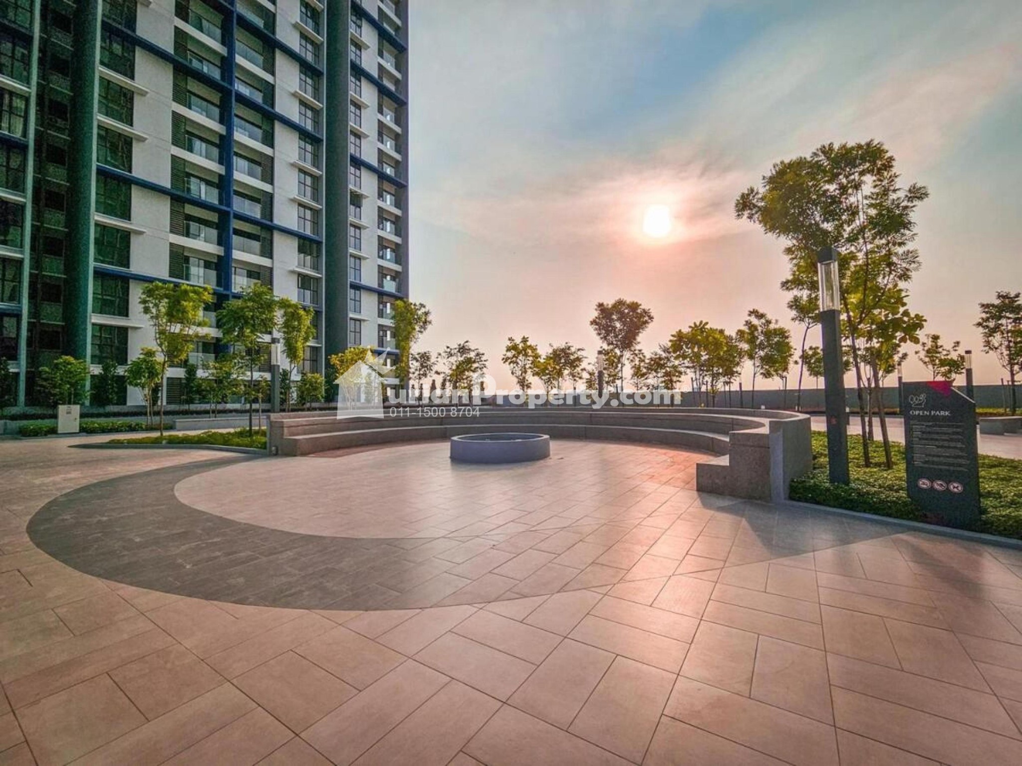 Condo For Rent at Admiral Residences