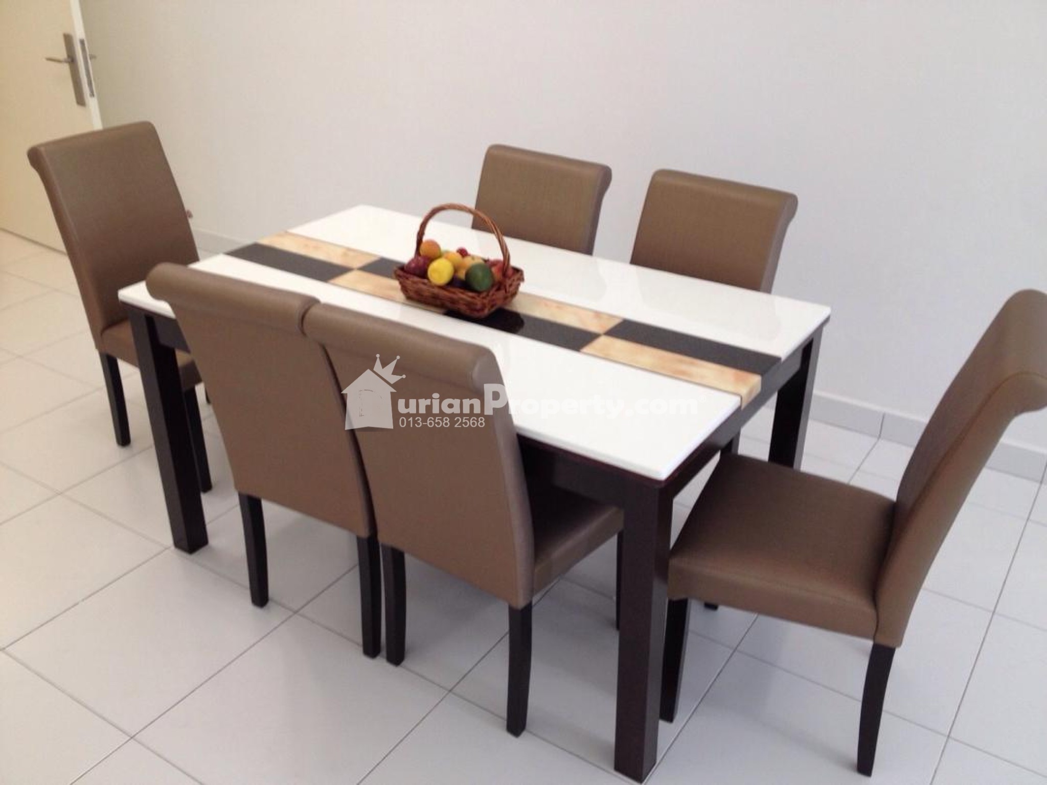 Condo For Rent at Elit Heights