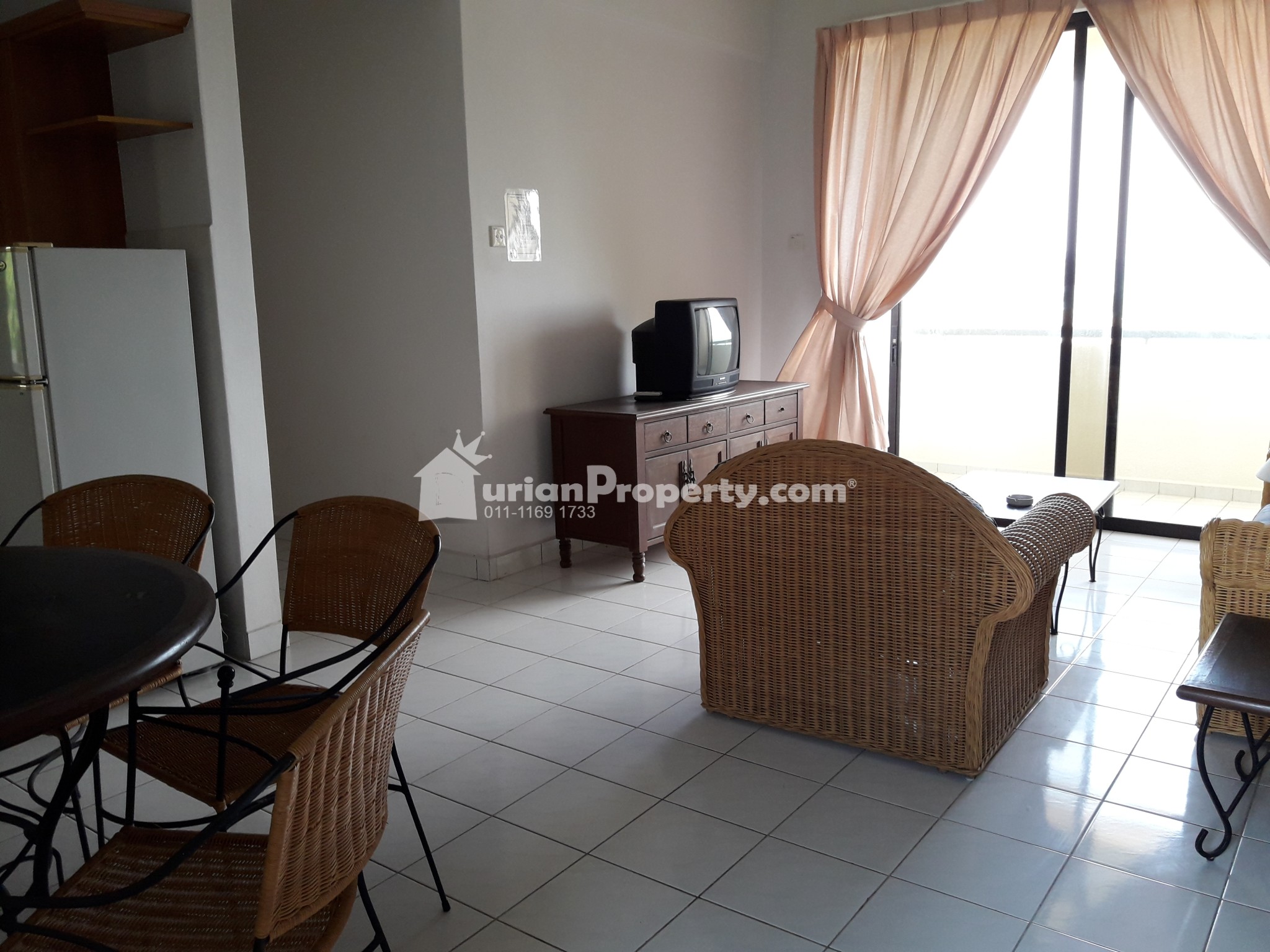 Apartment For Sale at Marina Bay Admiral Cove