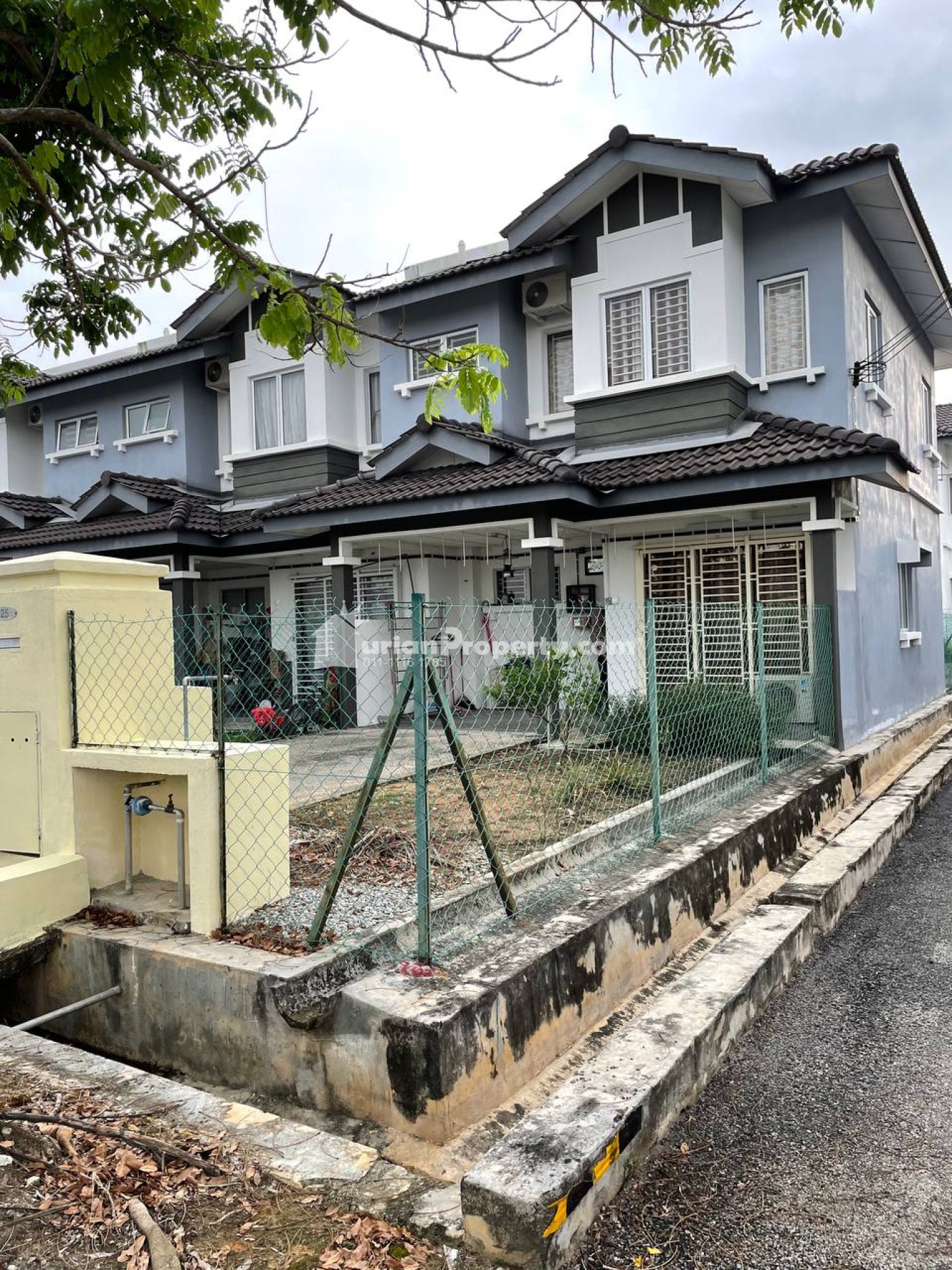 Terrace House For Sale at Taman Alam Jaya