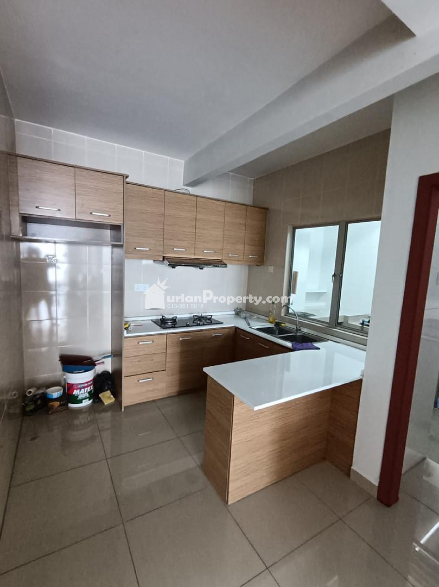 Condo For Sale at Zen Residence