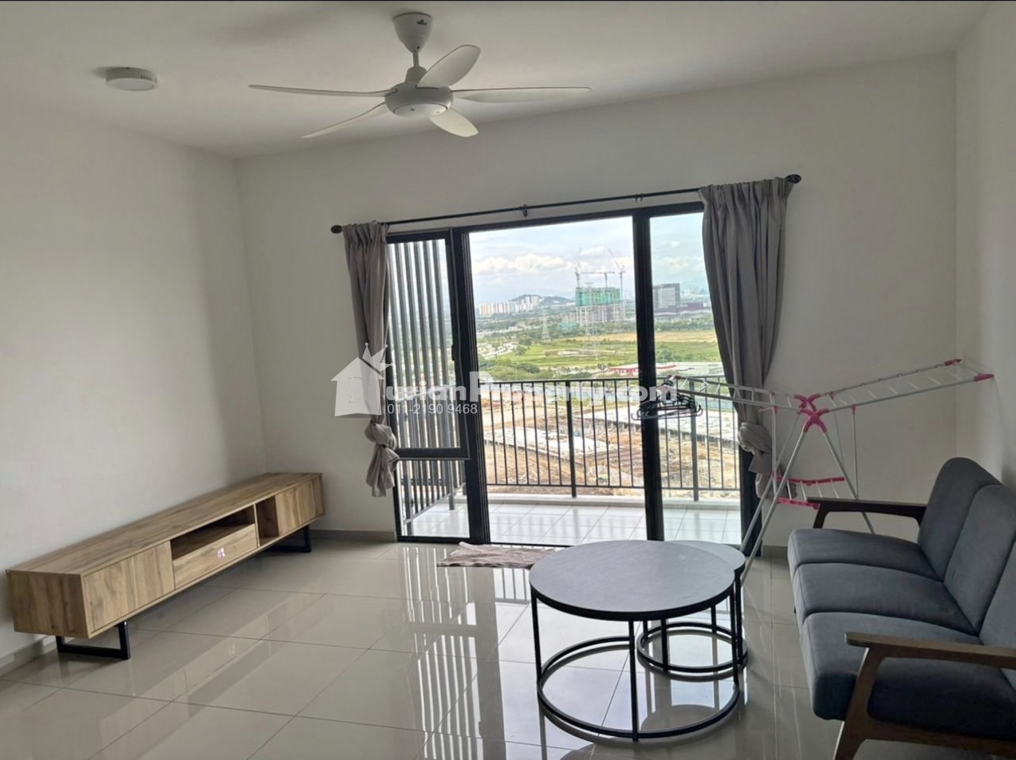 Condo Room for Rent at The Park Residences