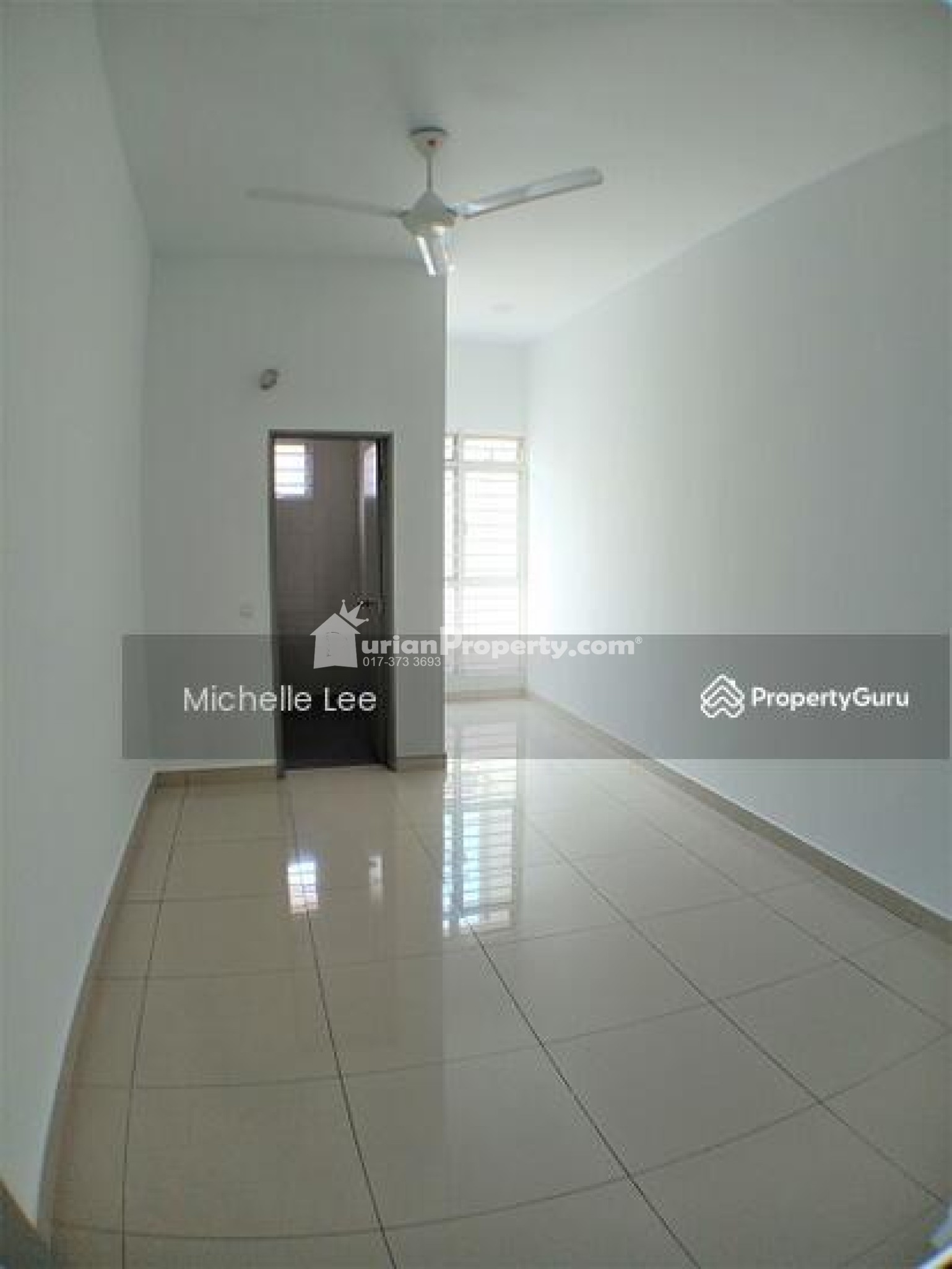 Terrace House For Rent at Perennia
