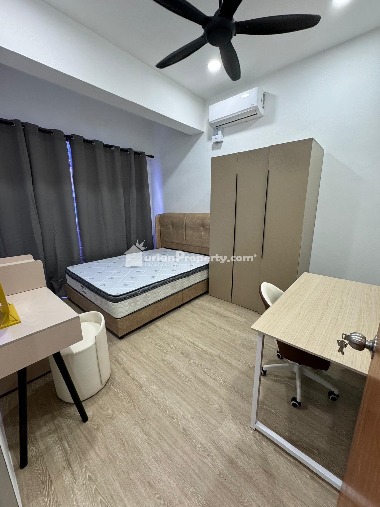 Shop Apartment For Rent at Taman Equine
