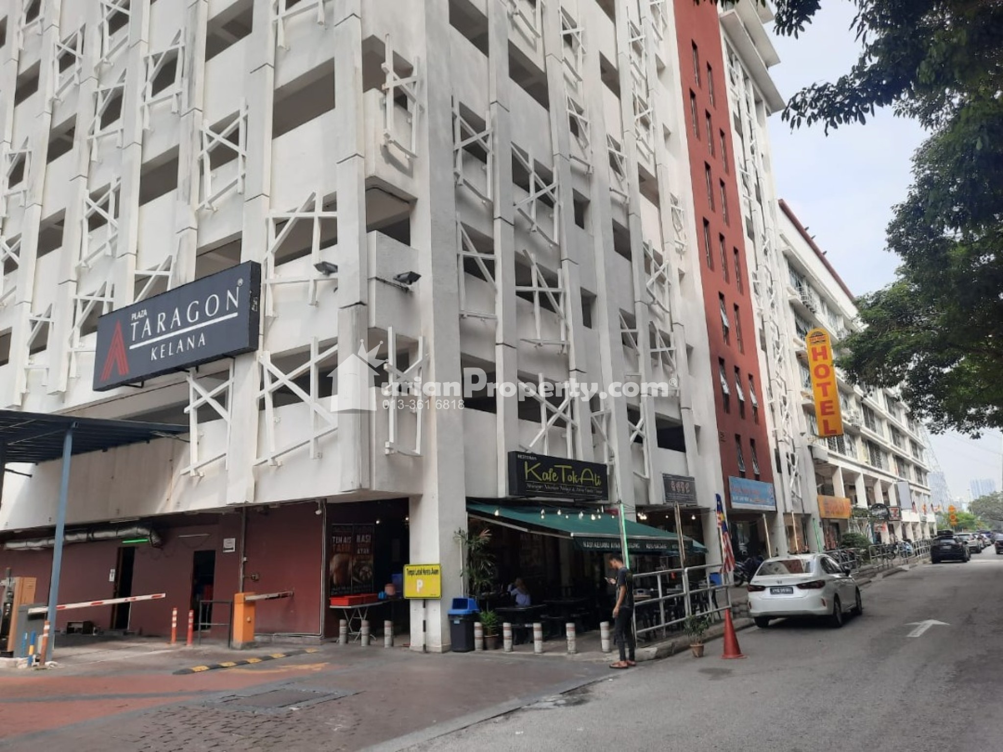 Office For Sale at Plaza Taragon