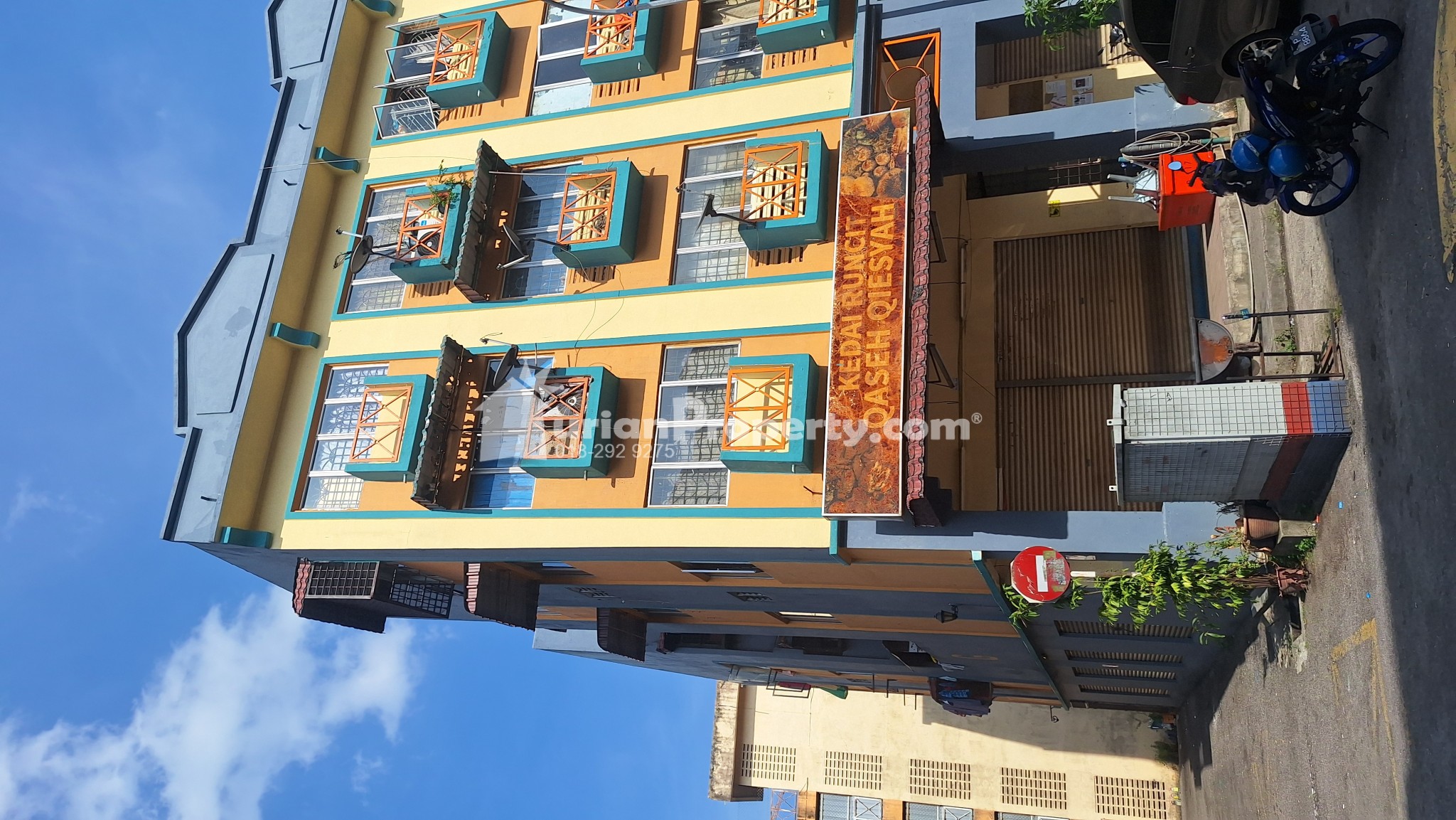 Shop Apartment For Rent at Taman Subang Mas Shop Apartment