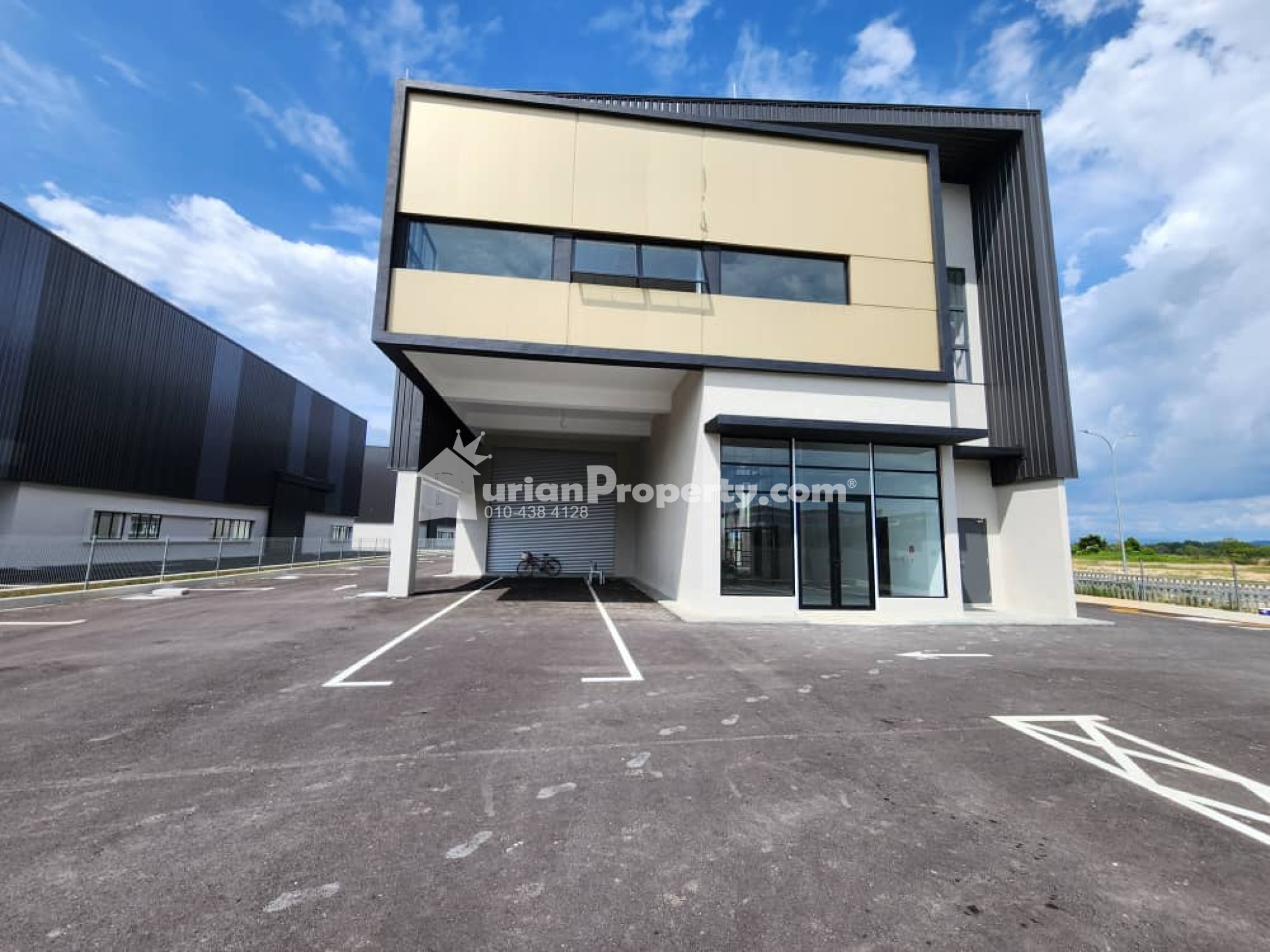 Detached Factory For Rent at Bukit Raja Industrial Park