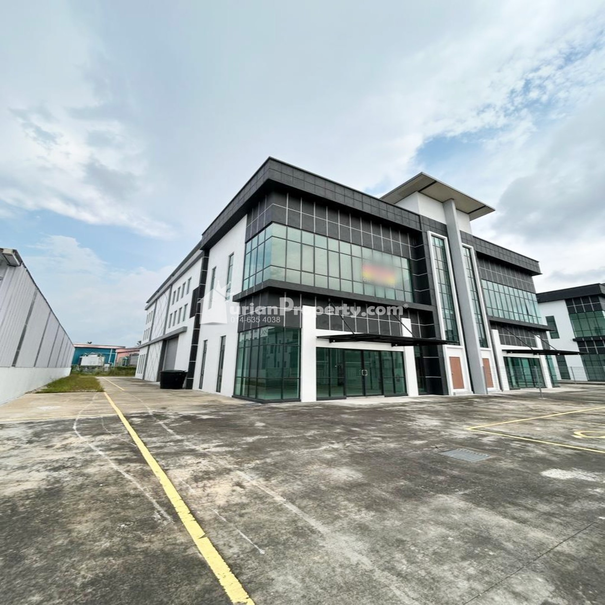 Semi-D Warehouse For Rent at Rawang Corporate Industrial Park