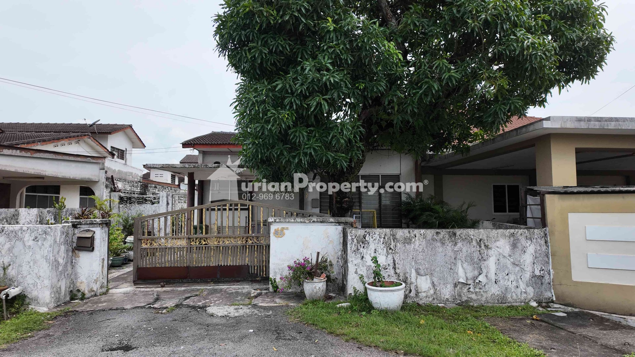 Terrace House For Sale at Taman Camay