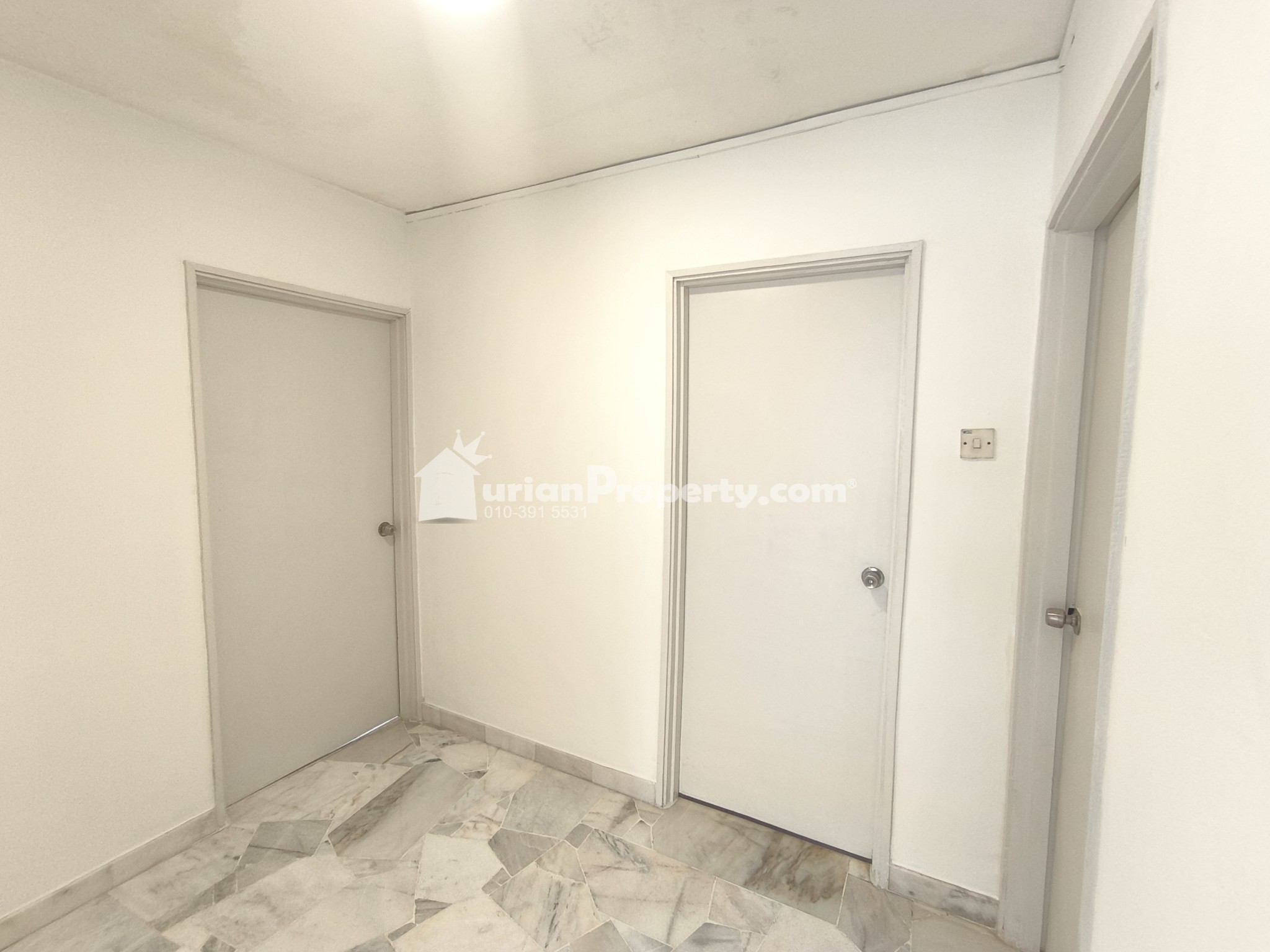 Condo For Sale at Le Jardine Condominium