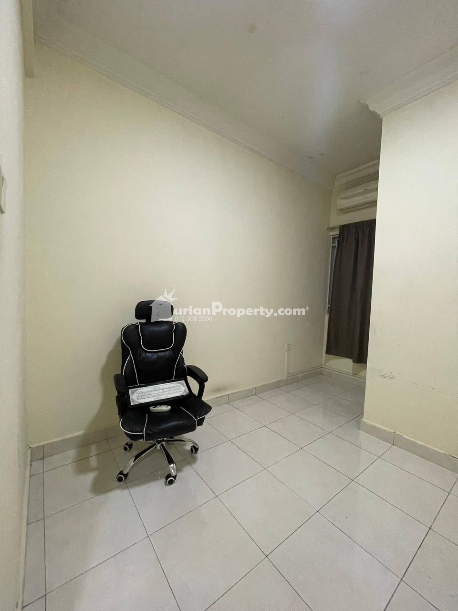 Condo For Sale at Metropolitan Square