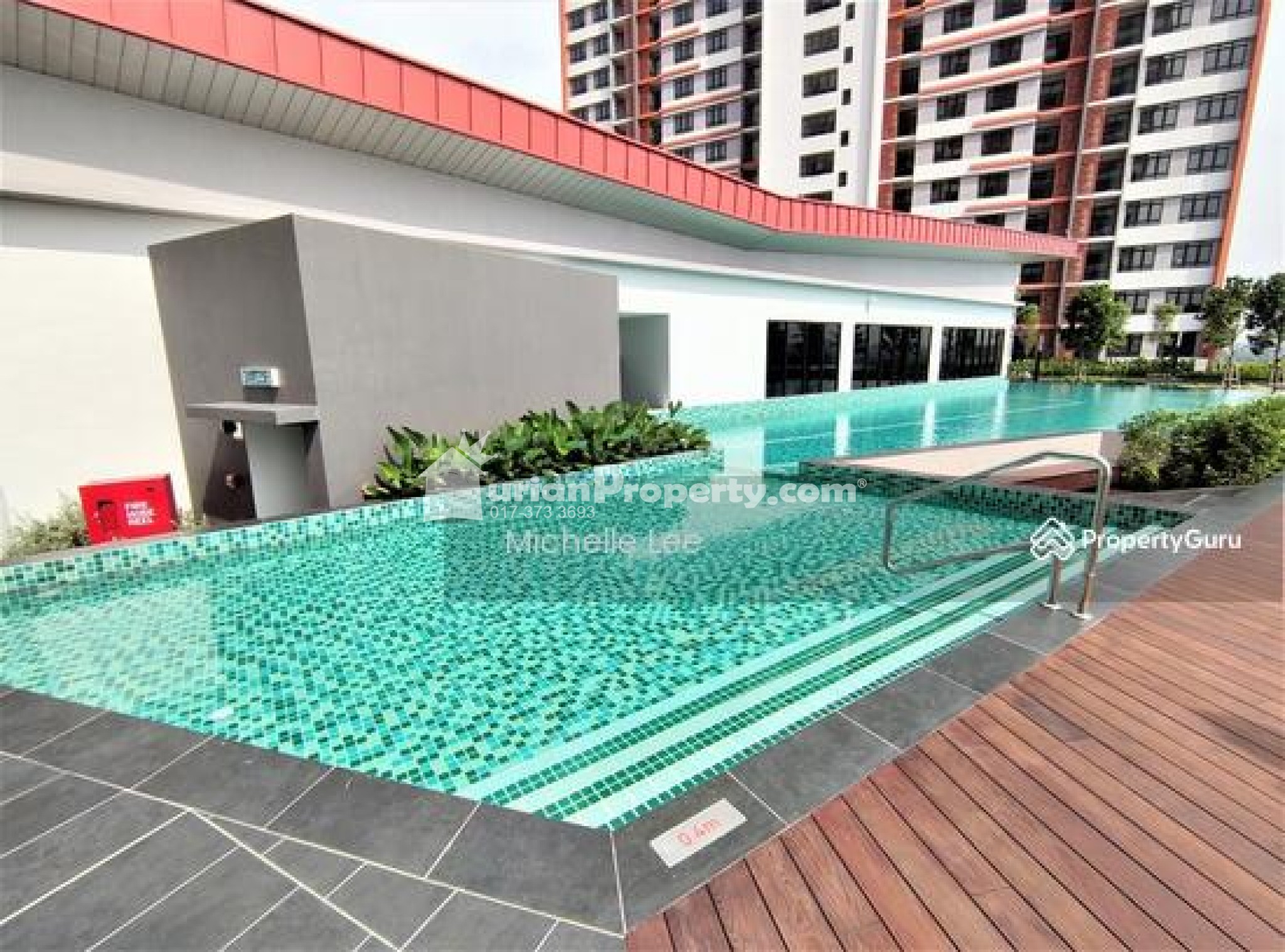 Condo For Rent at Amber Residence