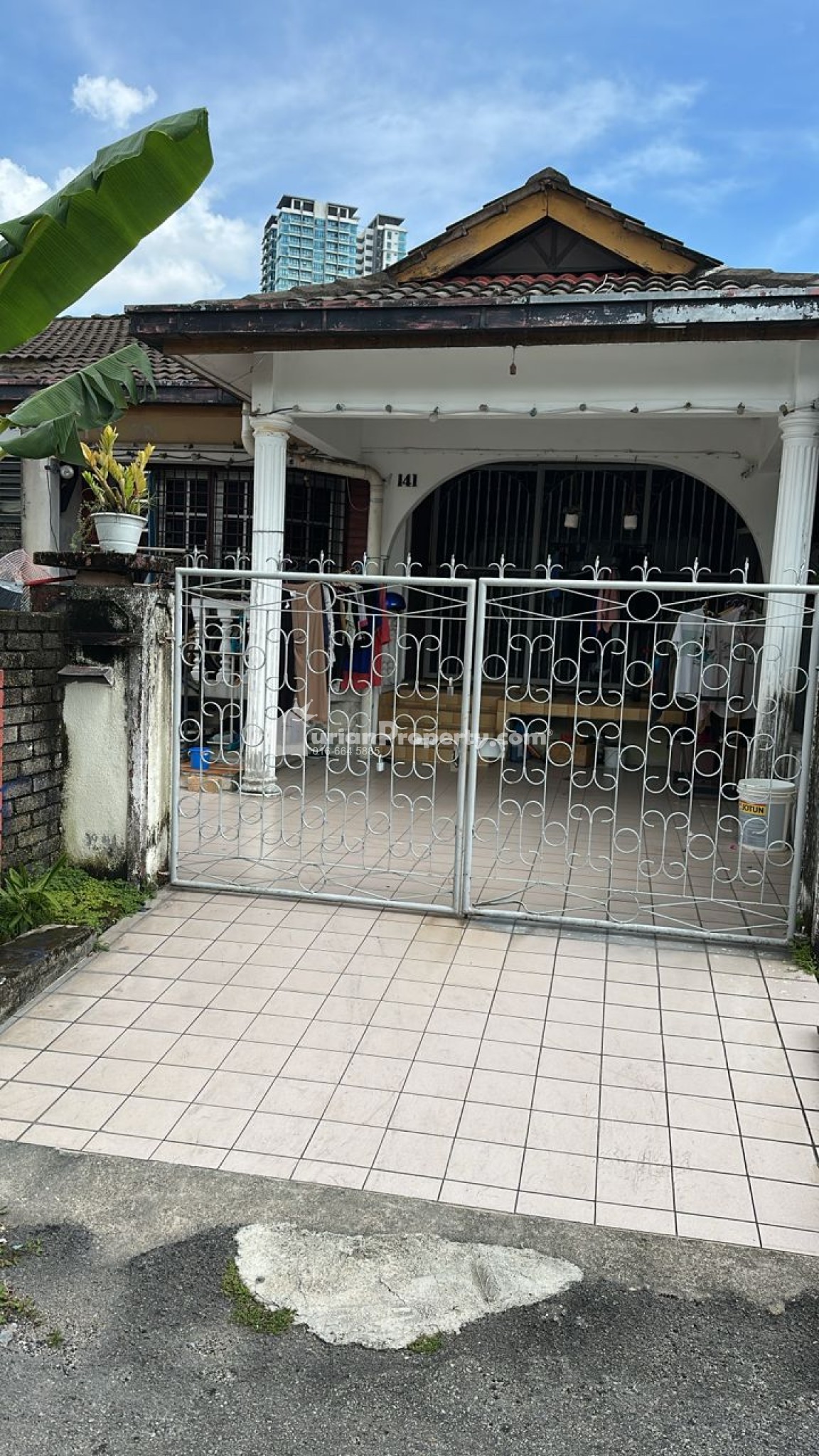 Terrace House For Sale at Section 17