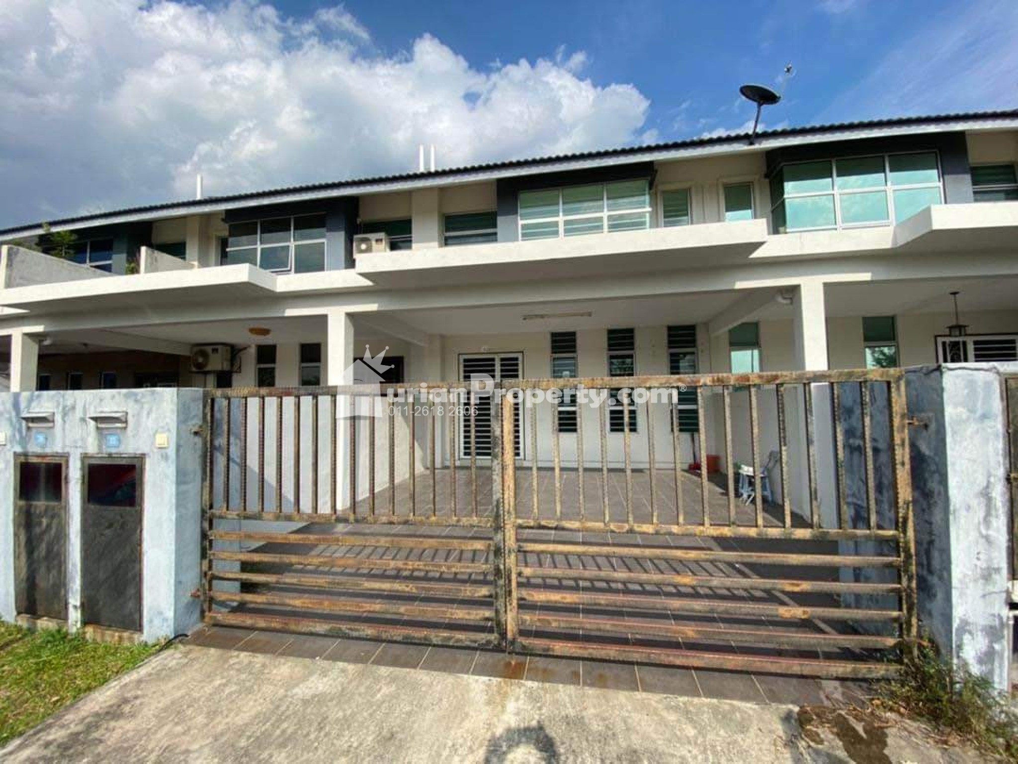 Terrace House For Sale at Bangi Avenue