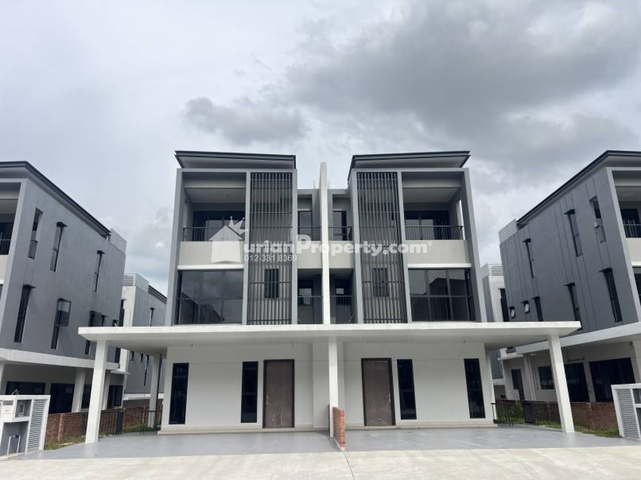 Semi D For Sale at Bromelia Bukit Puchong